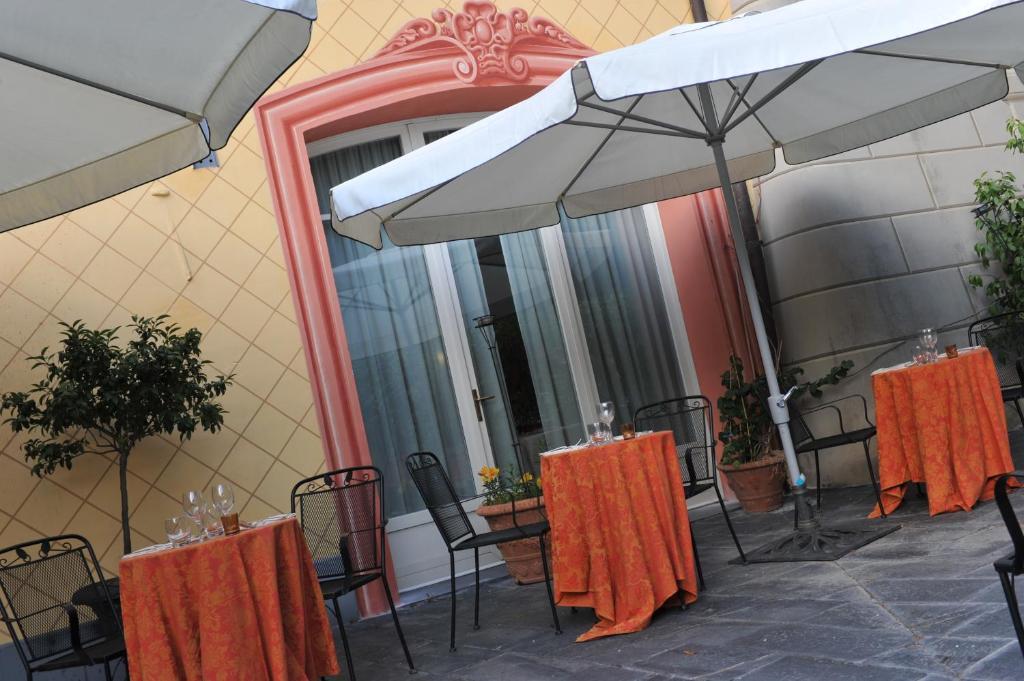 Residenza D'Epoca Locanda Del Cigno Nero Sant'Olcese Eksteriør bilde