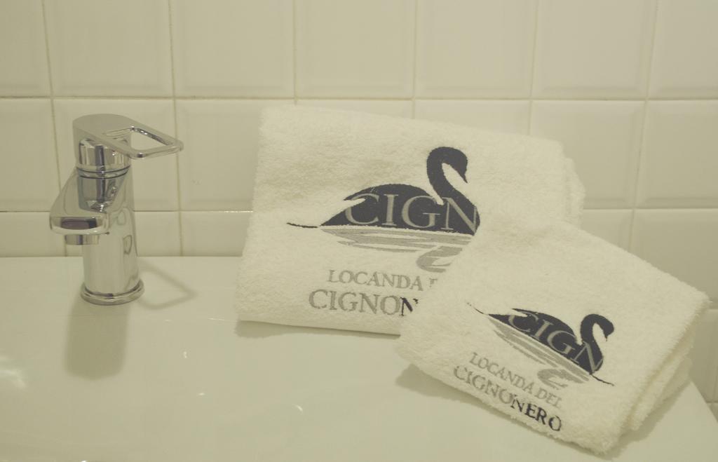 Residenza D'Epoca Locanda Del Cigno Nero Sant'Olcese Eksteriør bilde