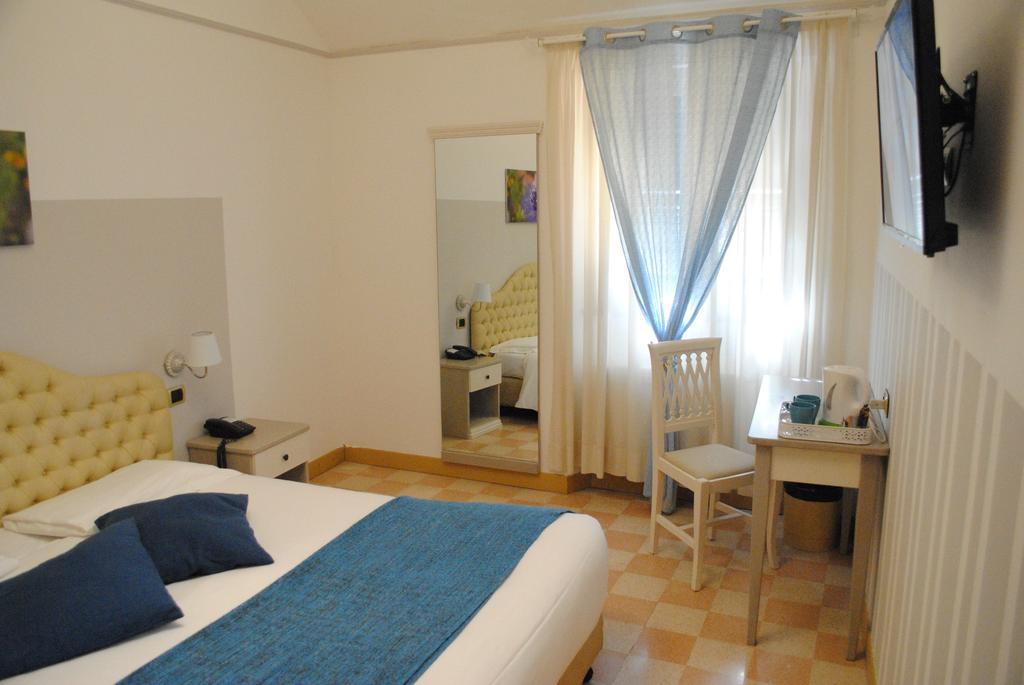 Residenza D'Epoca Locanda Del Cigno Nero Sant'Olcese Eksteriør bilde